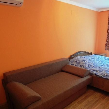 Horvath Apartmanhaz Oroshaza Ruang foto