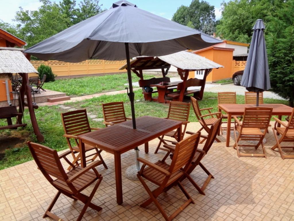 Horvath Apartmanhaz Oroshaza Bagian luar foto