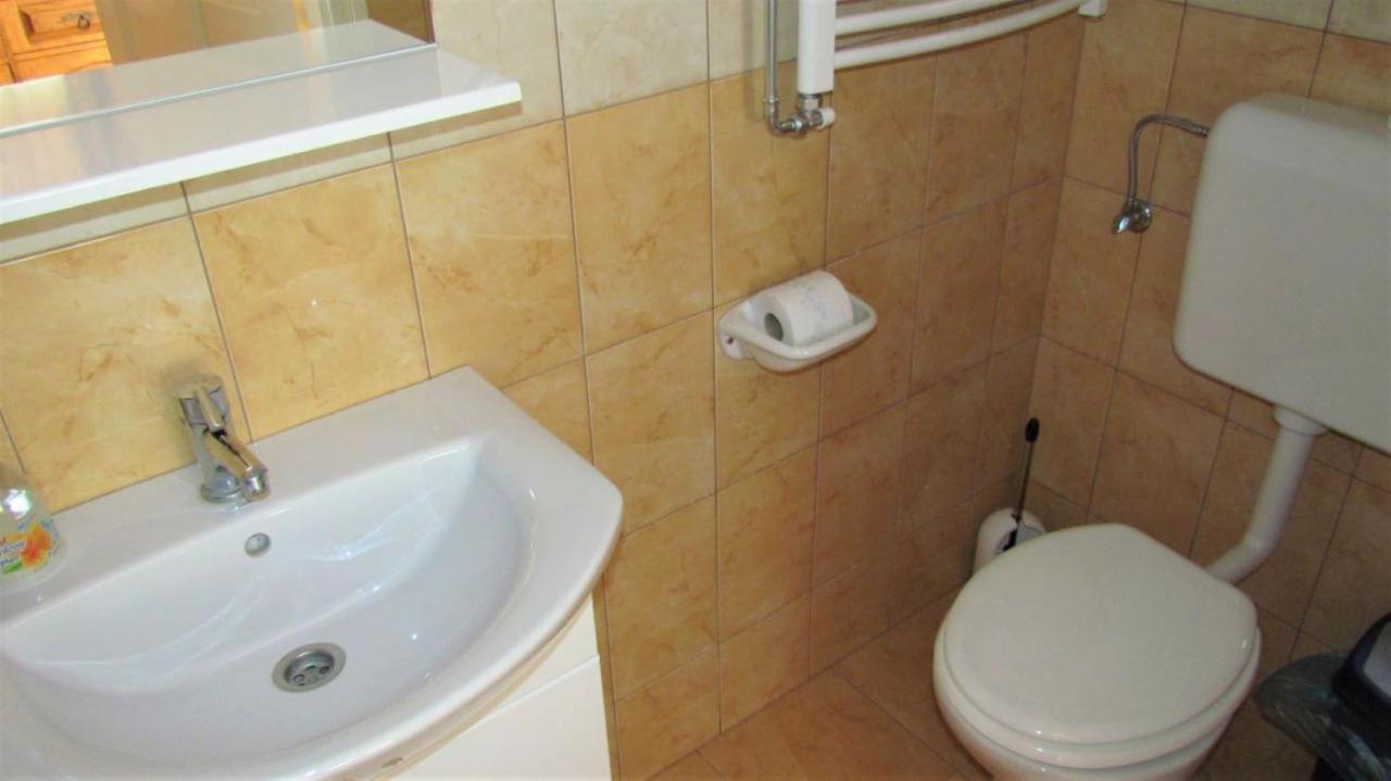 Horvath Apartmanhaz Oroshaza Bagian luar foto